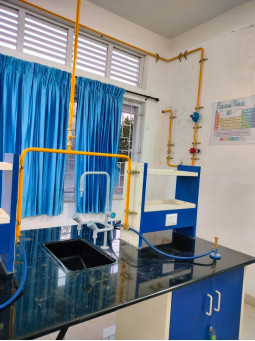 GAS PIPELINE CHEMISTRY LABORATORY